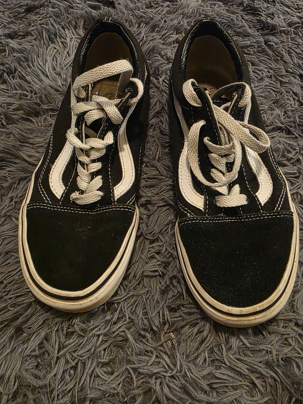 Men's Black and White  Low-Top VANS Skate Sneakers